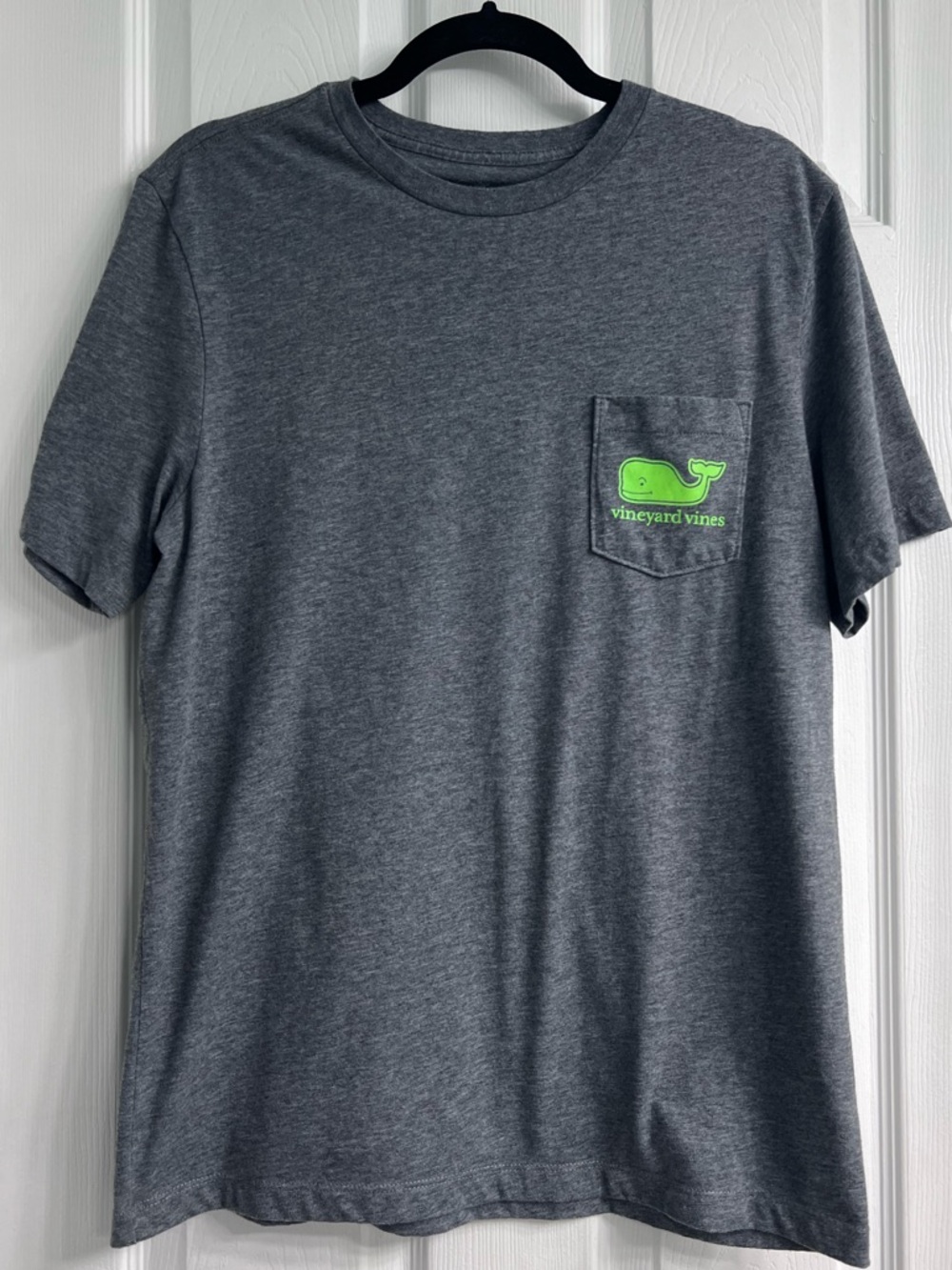 Vineyard Vines Heather Gray Pocket Tee with Neon Green Whale